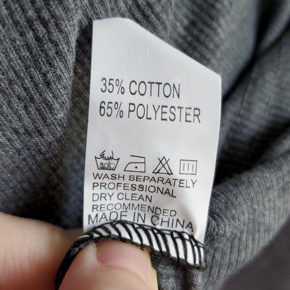 Beautiful long sleeve blouse - Picture 4 of 4